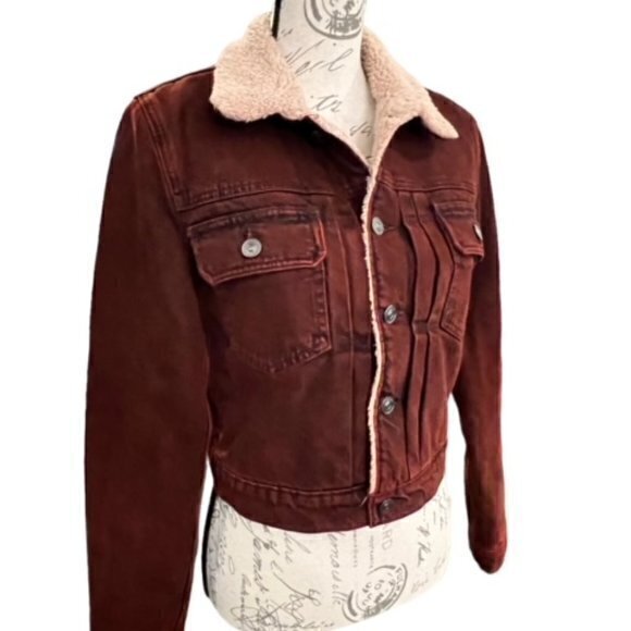 🎉PRICE REDUCED🎉 HUDSON Jeans Red Denim Trucker Jacket‎ Sherpa Size XS $295 NWT - Picture 4 of 15
